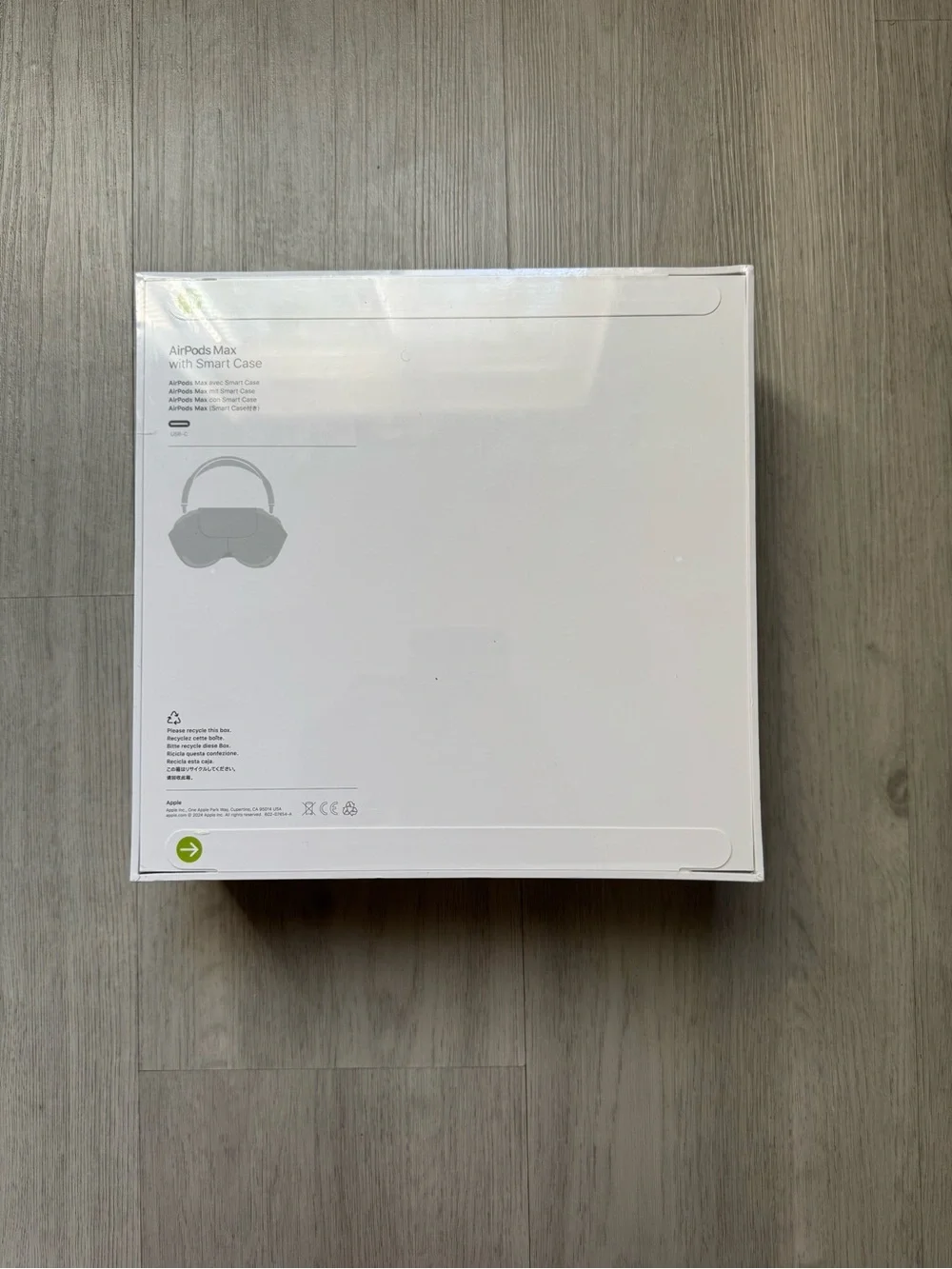Apple White Generation 2 USB-C AirPods Pro Max — Factory Sealed